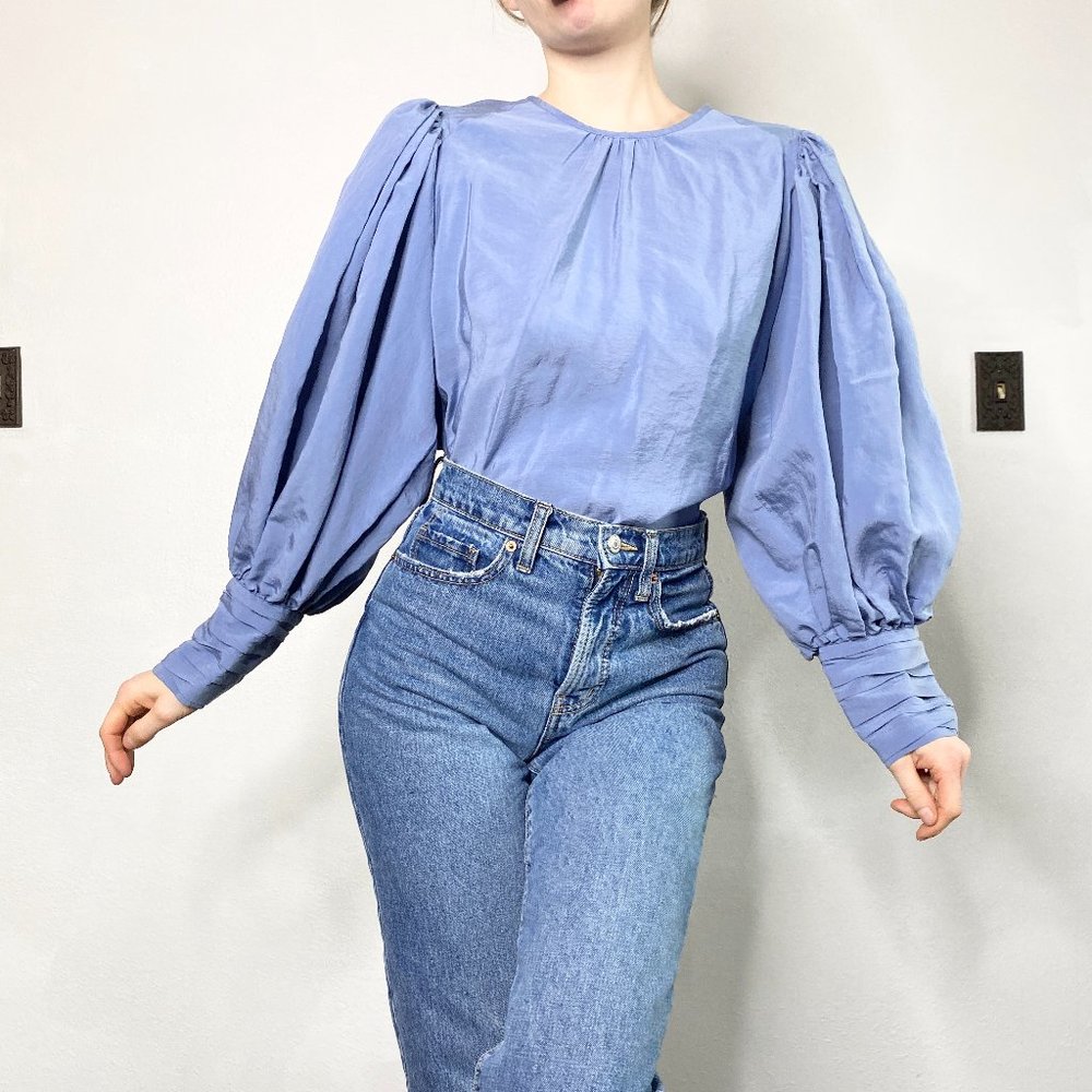 Express Balloon Sleeve Blouse